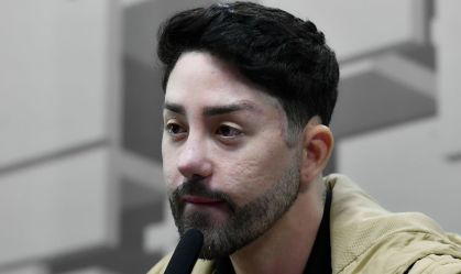 Rico Melquiades aposta no "jogo do tigrinho" durante CPI; veja vídeo