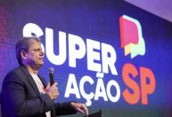 Para Tarcísio, combate à pobreza exige "dar o peixe e ensinar a pescar"
