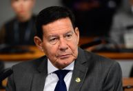 Vídeo: Mourão diz que “intervenção” pedida por manifestantes era inviável