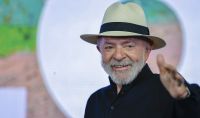 Lula sente indisposição, se ausenta de agendas e passa por exames