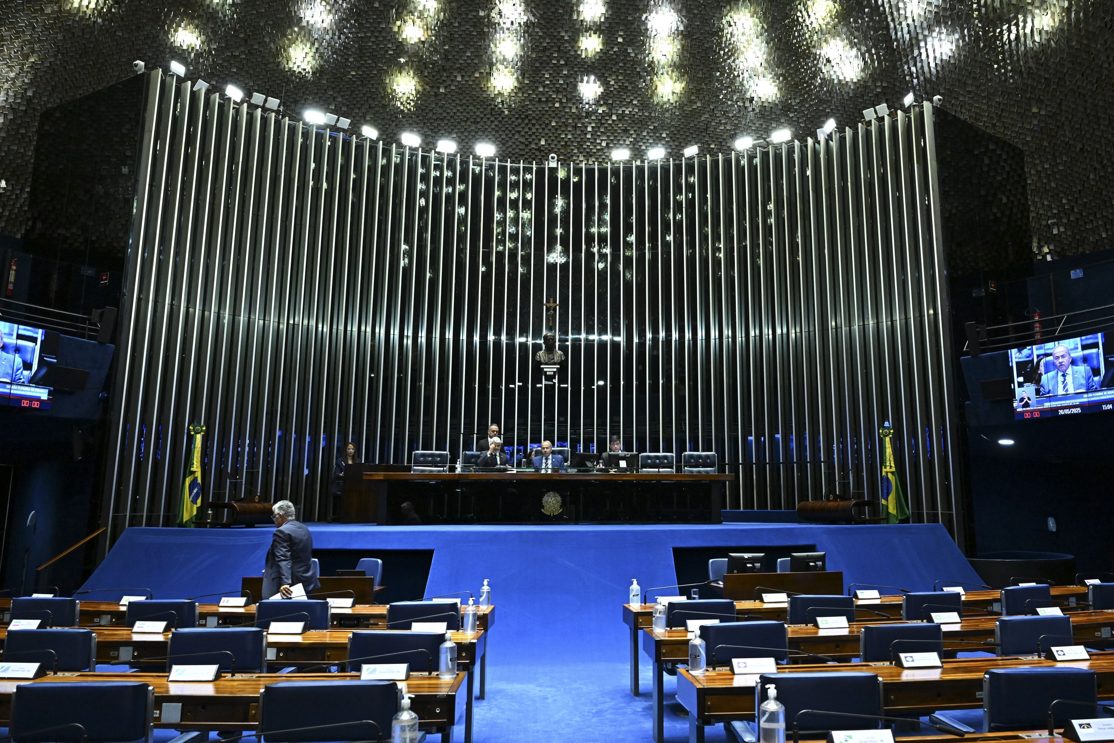 Imagem de destaque do post: ONGs recorrem a embaixadas contra PL do licenciamento ambiental