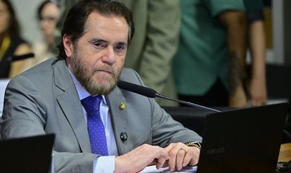 Após discussão, senador fala em respeito às mulheres e exclui Marina Silva