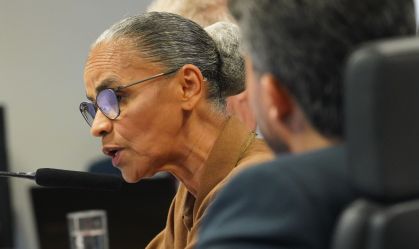 Margem EquatoriaI: Ibama não dificulta, cumpre a lei, diz Marina Silva