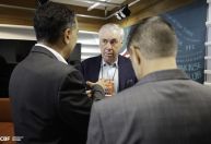Carlo Ancelotti vai ao Maracanã acompanhar jogo do Flamengo; veja imagens