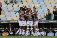 Fluminense vence Once Caldas e avança na Sul-Americana em primeiro no grupo