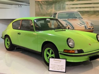 Porsche 911 B17