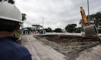 Cetesb dá 72 horas para Sabesp explicar despejo de esgoto na Marginal Tietê
