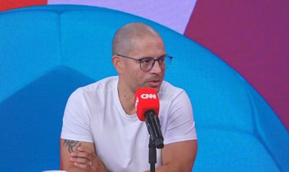 Alex elogia Ancelotti e prevê desafio com gestão de elenco da Seleção