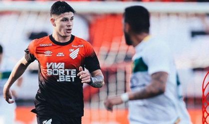 Com poucas emoções, Brusque e Athletico-PR empatam pela Copa do Brasil