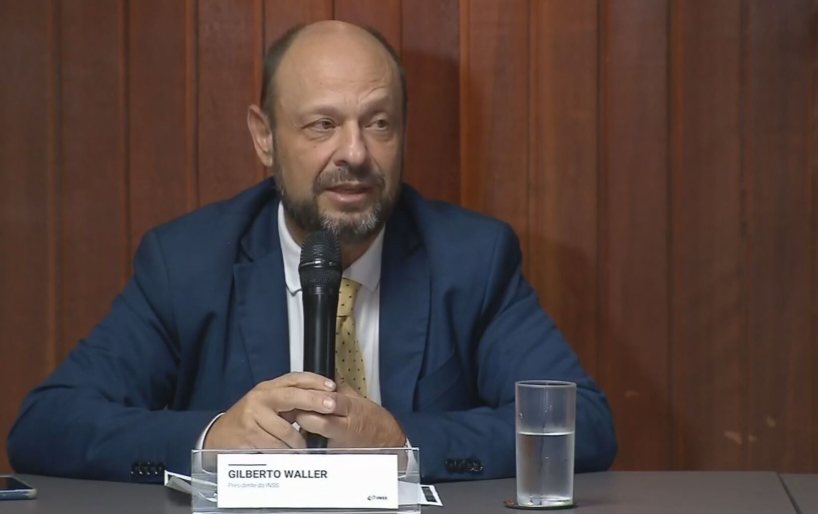 Gilberto Waller Júnior