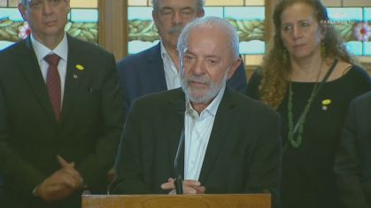 Presidente Lula faz pronunciamento à imprensa após comparecer ao velório de pepe Mujica em Montevidéu, no Uruguai