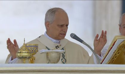 Papa Leão XIV clama por unidade da Igreja e promete não ser "autocrata"