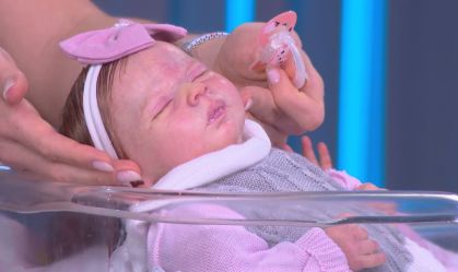 O que se sabe sobre criança agredida após ser confundida com bebê reborn