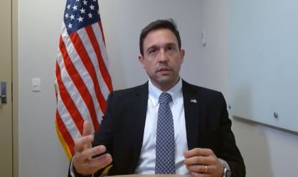 Restrição de vistos por censura não visa só um país, diz embaixada dos EUA