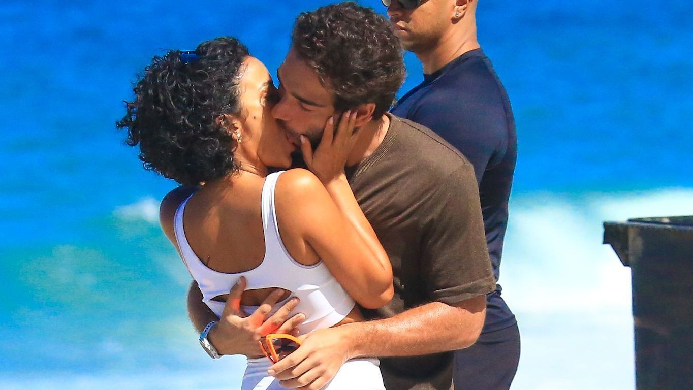 Bella Campos e Humberto Carrão nas gravações de "Vale Tudo"