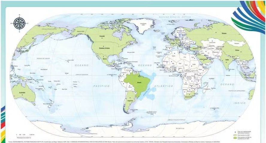 Mapa-múndi do IBGE lançado no ano passado mostra Brasil ao centro • Divulgação