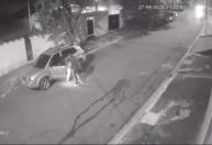 Câmeras flagram casal abandonando carro de professora morta em SP