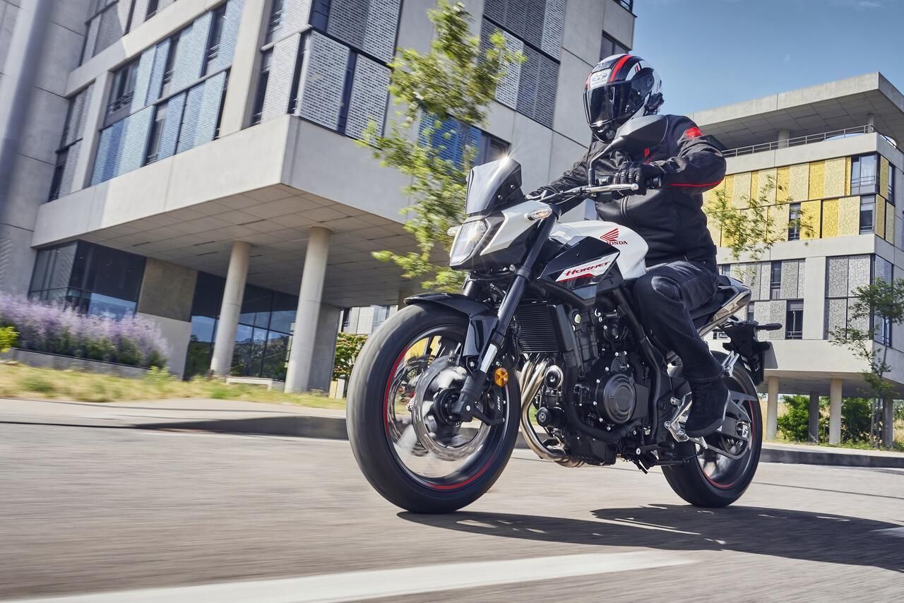 Nova Hornet da Honda tem 3 anos de garantia