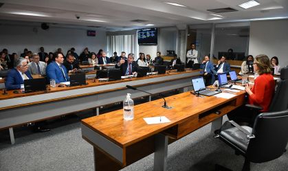 Comissão de Esporte do Senado aprova restrições à publicidade de bets