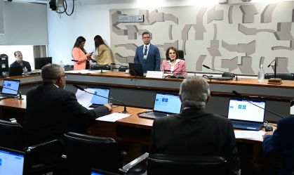 Fraude no INSS: comissão aprova convites para ouvir chefe da PF e ministros