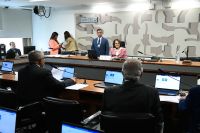 Fraude no INSS: comissão aprova convites para ouvir chefe da PF e ministros