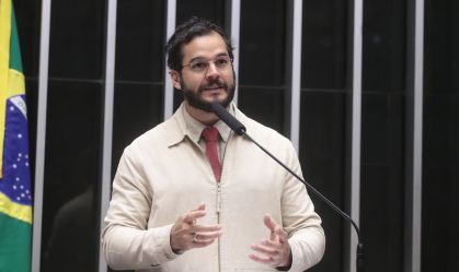 Câmara aprova projeto que cria a Lei do Mar; texto vai ao Senado