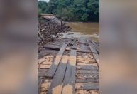 Frente fria: Temporal derruba ponte e cancela aulas em municípios do RS