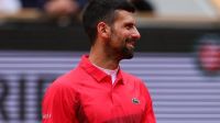 Djokovic estreia com vitória na busca pelo 25º título de Grand Slam