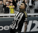 Atlético-MG pede efeito suspensivo no STJD para ter Dudu contra Palmeiras