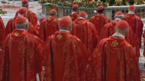 Cardeais na missa que antecede o conclave