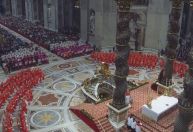 Fumaça preta no conclave: o que acontece agora?