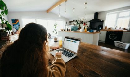 Mudanças no ensino a distância afetam quem já começou a graduação? Entenda
