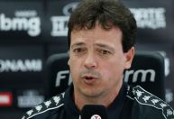 Na volta de Diniz a São Januário, Vasco recebe o Fortaleza pelo Brasileirão