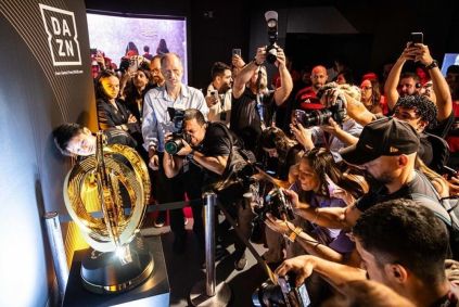 Flamengo recebe o troféu do Mundial de Clubes