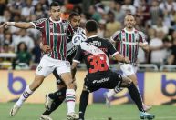 Com gol no fim, Fluminense vence Vasco e cola no G4 do Brasileirão