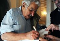 Ministros de Lula lamentam morte de Mujica