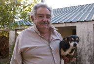 Mujica pediu para ser enterrado com Manuela, sua cadela que morreu em 2018