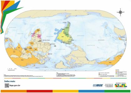 IBGE lança versão do mapa-múndi invertido e com Brasil no centro