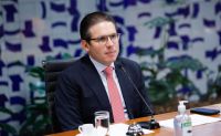 Hugo cita "gambiarras" e diz que clima é por "derrubada" de ato sobre IOF