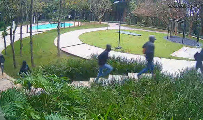 Quadrilha invade condomínio e faz arrastão no Morumbi