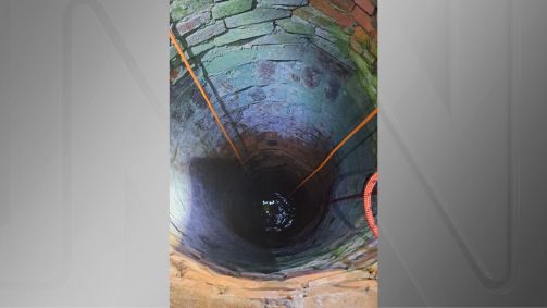 Bombeiros fizeram rapel para resgatar a idosa em poço no RS