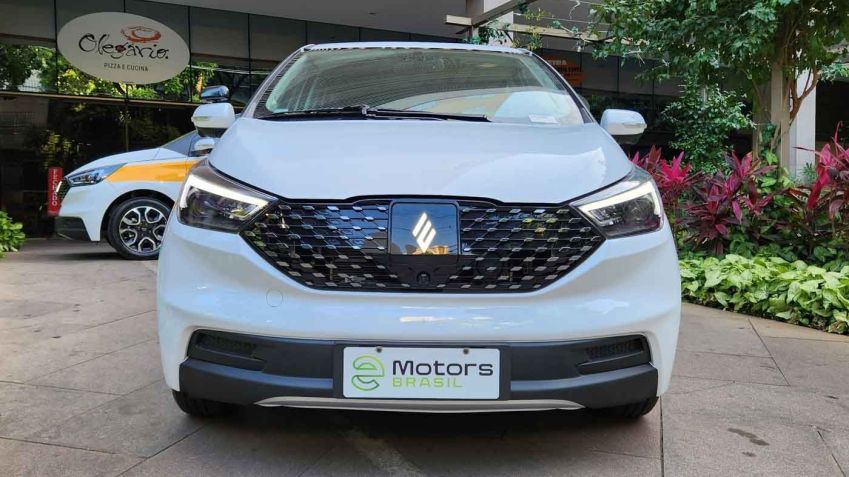 JMEV EV3: Chinese electric car was transformed into an e-Motors learning vehicle • Thiago Ventura/CNN