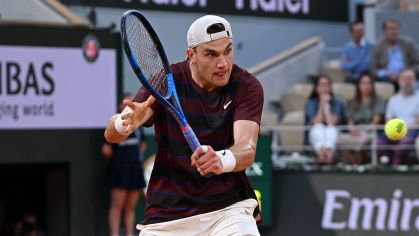 Jack Draper durante partida em Roland Garros