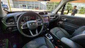 Jeep Renegade 10 Anos comemora primeira década de fabricação no Brasil