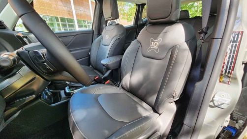 Jeep Renegade 10 Anos comemora primeira década de fabricação no Brasil