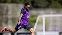 Volante falta a treinos e desfalca Corinthians em clássico contra o Santos