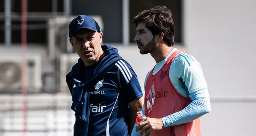 Leonardo Jardim mudará o Cruzeiro contra o Vila Nova