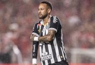 Neymar volta a se manifestar após deixar futuro em aberto no Santos