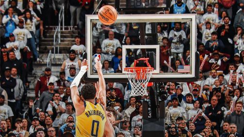 Pacers vencem Cavs e abrem 2 a 0 nas semifinais do Leste