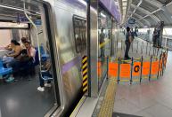 Polícia investiga morte de homem esmagado no metrô de SP